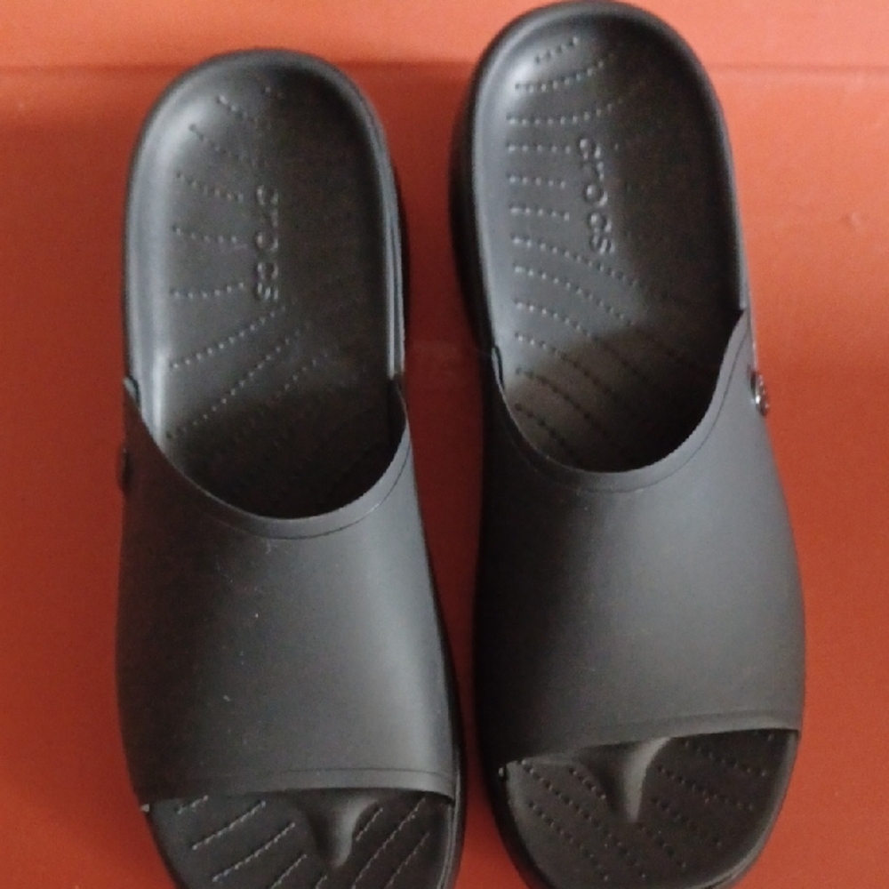 CROCS Classic Black Slide Sandals